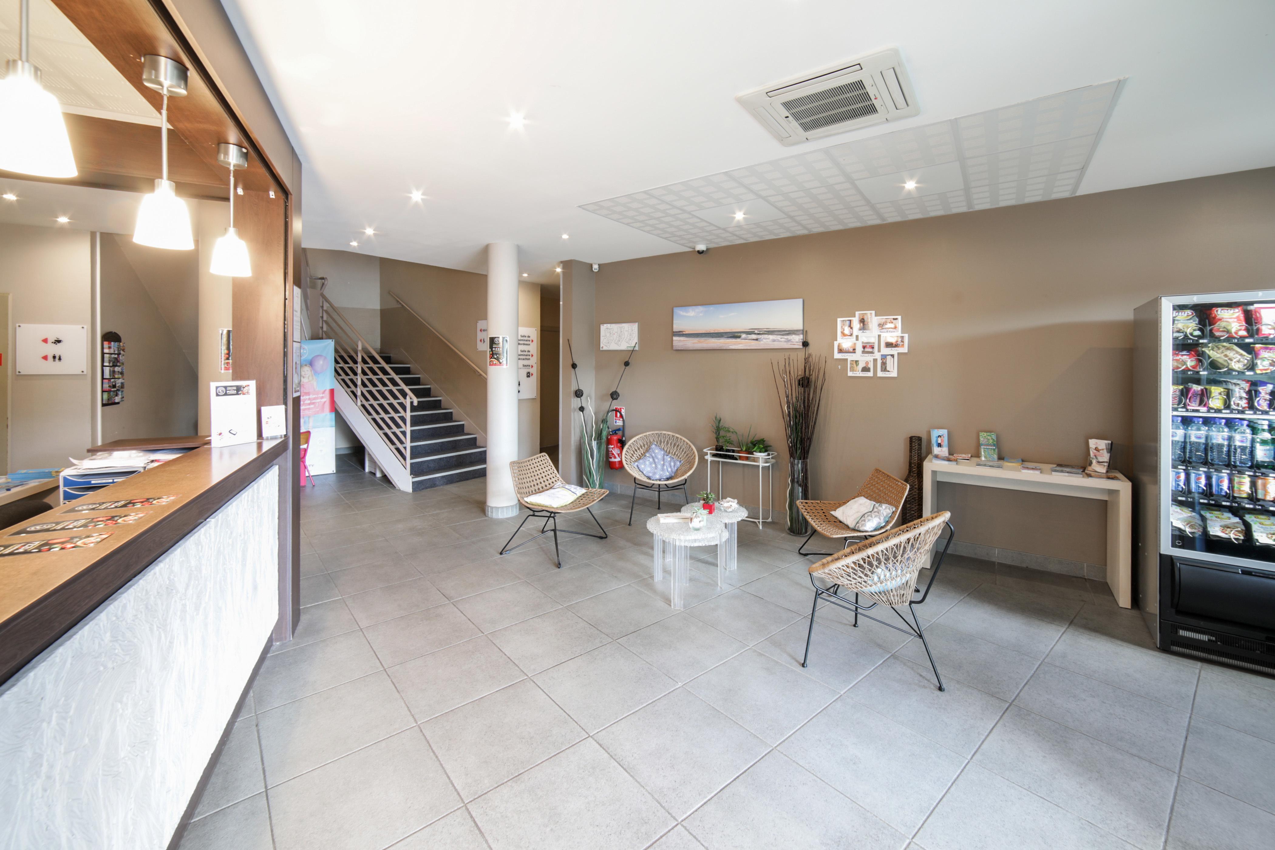 Appart'City Classic Bordeaux Aeroport St Jean D'Illac Сен-Жан-д'Илак Екстериор снимка