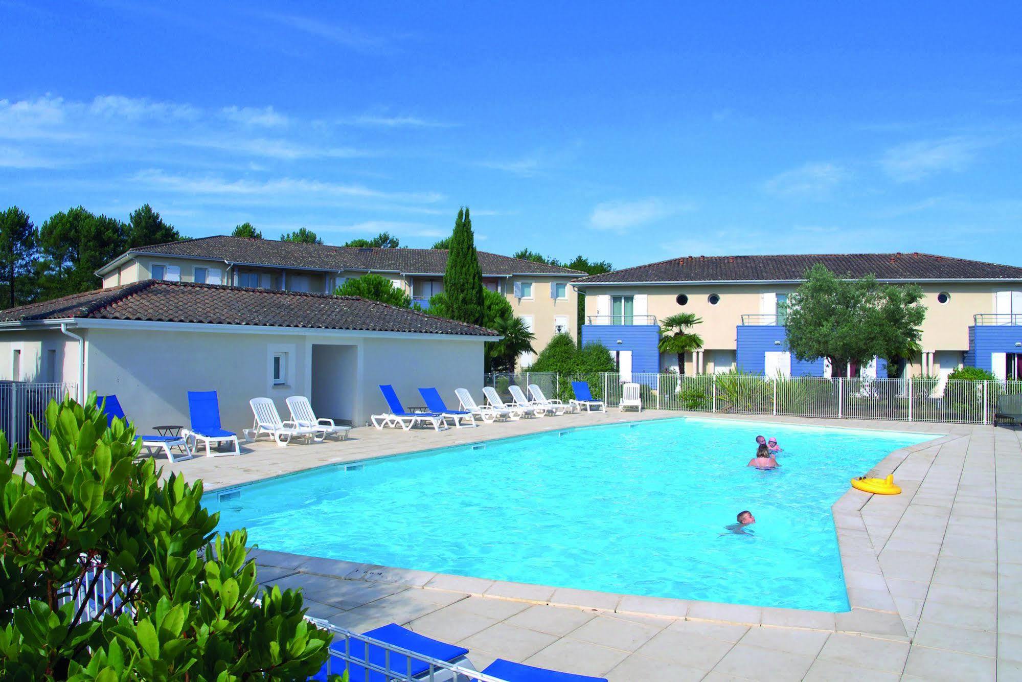 Appart'City Classic Bordeaux Aeroport St Jean D'Illac Сен-Жан-д'Илак Екстериор снимка